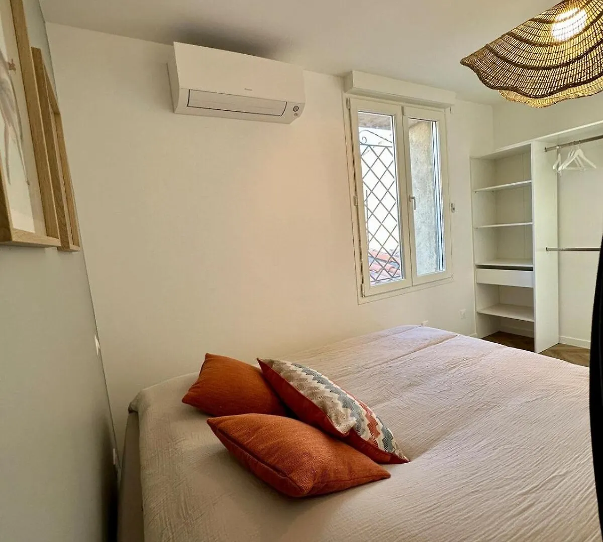 Lebellevue Apartment Sanary-sur-Mer 0*,